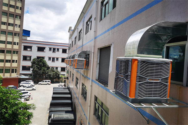 選惠州工廠降溫設(shè)備廠家 瑞泰風(fēng)為您量身定制好方案